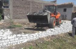 رصد 3 مخالفات بالبناء على مساحة 700 متر أرض زراعية في أرمنت