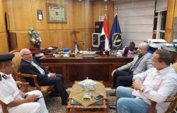 محافظ بورسعيد يشكر اللواء ناصر حريز على جهوده خلال فترة توليه منصب مدير الأمن