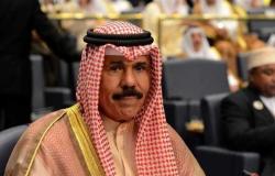 أمير الكويت يعفي وزير شؤون الديوان الأميري من منصبه