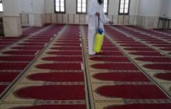 رش وتطهير مساجد شمال سيناء استعدادًا لصلاة الجمعة