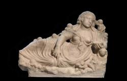 فوز زوجة معبود النيل بلقب قطعة شهر أغسطس في استفتاء المتحف اليوناني الروماني (صور)