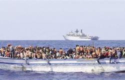 «أمن المنافذ» يضبط 8 قضايا هجرة غير شرعية وتزوير مستندات