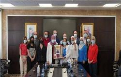«المرأة العربية» تمنح وزيرة الصحة الفلسطينية جائزة التميز في مجال الطب