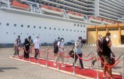 سفينة سياحية «كروز» تغادر سفاجا إلى ميناء جدة