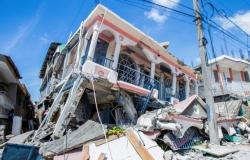 ارتفاع حصيلة ضحايا الزلزال المدمر الذي ضرب هايتي إلى 304