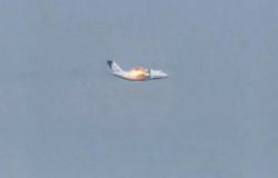 الأجنحة المحترقة.. شاهد لحظة تحطم طائرة عسكرية روسية في ضواحي موسكو