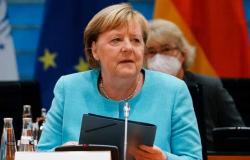 ميركل: ألمانيا ستنفق كل ما يتطلبه إصلاح أضرار الفيضانات