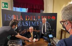 مدينة إيطالية تعلن اختيار زاهي حواس رجل العام 2021