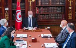 رئيس تونس : «ناس حقهم في السجن تم وضعهم قيد الإقامة الجبرية فقط»