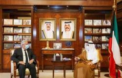 وزير خارجية الكويت يتسلم نسخة من أوراق اعتماد السفير أسامة شلتوت