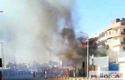حريق بـ ٣ محلات تجارية بالغردقة والدفع بـ ٤ سيارات للحماية المدنية