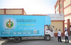بيت الزكاة يبدأ مبادرة توزيع 100 ألف شنطة مدرسية على الأيتام في الصعيد (صور)