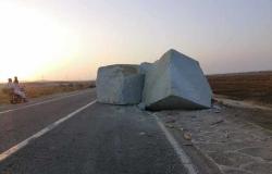 مطالب بوقف سير سيارات نقل الكتل الجرانيتية علي طريق البحر الأحمر الساحلي