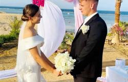 بحضور أسرتي العروسين.. حفل زفاف «أوكراني» على شاطئ البحر الأحمر (صور)