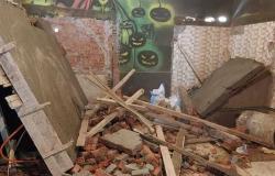 الجيزة: إيقاف أعمال بناء مخالف بدون ترخيص في هضبة الأهرام