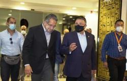 وزير السياحة ومحافظ البحر الأحمر يتفقدان متحف الغردقة