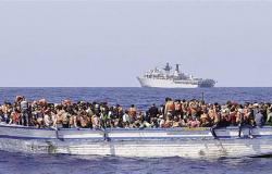 منظمة إغاثة تتهم السلطات الليبية باعتقال 500 مهاجر.. والحكومة: مجرمون وتجار خمور ومخدرات