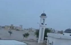 بالفيديو.. إعصار شاهين يتسبّب في فيضانات بمنطقة الخابورة بسلطنة عُمان