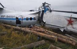 مقتل 16 في تحطم طائرة روسية