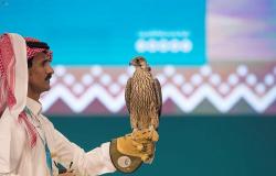 صقر طبرجل يحطم الرقم القياسي بمزاد نادي الصقور السعودي الثاني