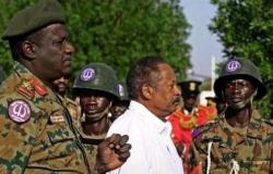 رئيس الوزراء السوداني عبدالله حمدوك يعود إلى منزله