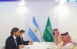 "ابن فرحان" يستعرض مع وزير خارجية الأرجنتين العلاقات الثنائية