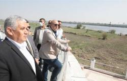 محافظ بني سويف يتفقد الأعمال النهائية بمشروع تطوير كورنيش النيل السفلي