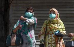 باكستان تسجل 449 إصابة جديدة بكورونا و903 حالات بمصر