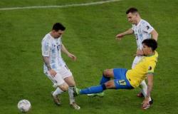 قمة أمريكا الجنوبية تنتهى بالتعادل.. الأرجنتين والبرازيل في كأس العالم