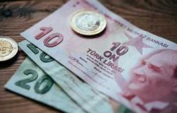 وزير المالية التركي يطلع اتحاد المصارف على نموذج اقتصادي جديد بعد انهيار الليرة