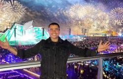 عمرو دياب يحيي حفل الكريسماس في جدة.. ويتصدر اليوتيوب