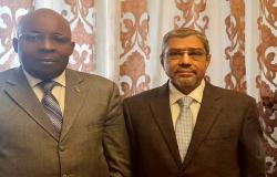 «العربى» وسفير غينيا الاستوائية يبحثان سبل تنمية العلاقات التجارية بين البلدين