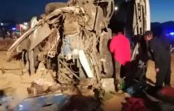 مصرع 14 شخصا وإصابة 18 آخرين في حادث أتوبيس بجنوب سيناء