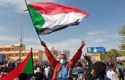 أطباء سودانيون يحتجون على استهداف المستشفيات