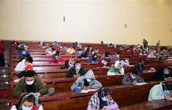 جامعة سوهاج: 67 ألف طالب يواصلون أداء الامتحانات وسط اجراءات احترازية مشددة