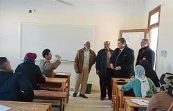 وكيل «تعليم شمال سيناء» يتابع امتحانات الفصل الدراسي الأول بالثانوي الفني