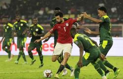 كاف يعلن الموعد النهائي لمباريات تصفيات كأس العالم.. تعديل توقيت مصر والسنغال