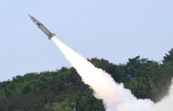 كوريا الشمالية تطلق 3 صواريخ