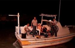 مصرع 73 مهاجراً غير شرعي في كارثة غرق مركب قبالة السواحل السورية