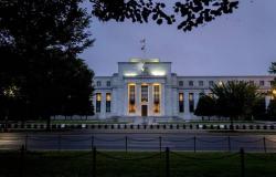 "الفيدرالي" الأمريكي يعتزم إبطاء وتيرة زيادة أسعار الفائدة.. قريبًا