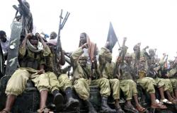 قوات الصومال تستمر في طرد مسلحي الشباب