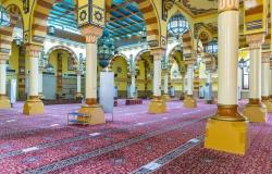 السعودية.. وزارة "الشؤون الإسلامية" توجه بالاكتفاء بإقامة صلاة العيد في الجوامع