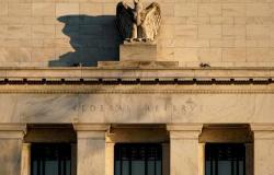 توقعات برفع الفيدرالي أسعار الفائدة رغم علامات تباطؤ الاقتصاد