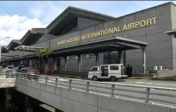 عودة حركة الطيران لمطار مانيلا بعد إلغاء الرحلات بسبب انقطاع التيار الكهربائي