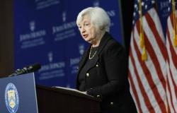 وزيرة الخزانة الأمريكية تحذّر من إفلاس الولايات المتحدة حال عدم رفع سقف الديون