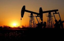 أسعار النفط تعوض بعض خسائرها في مستهل التعاملات