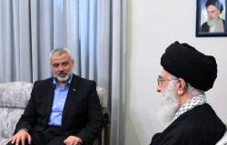 هنية يلتقي خامنئي والكونجرس يحذر طهران