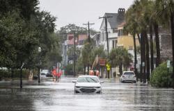 عاصفة فلوريدا تتسبب بفيضانات ولاية كارولينا