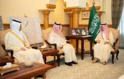 نائب أمير مكة يبحث مع وزير السياحة سبل التعاون