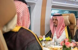 نائب أمير منطقة مكة المكرمة يتفقد قطار الحرمين السريع